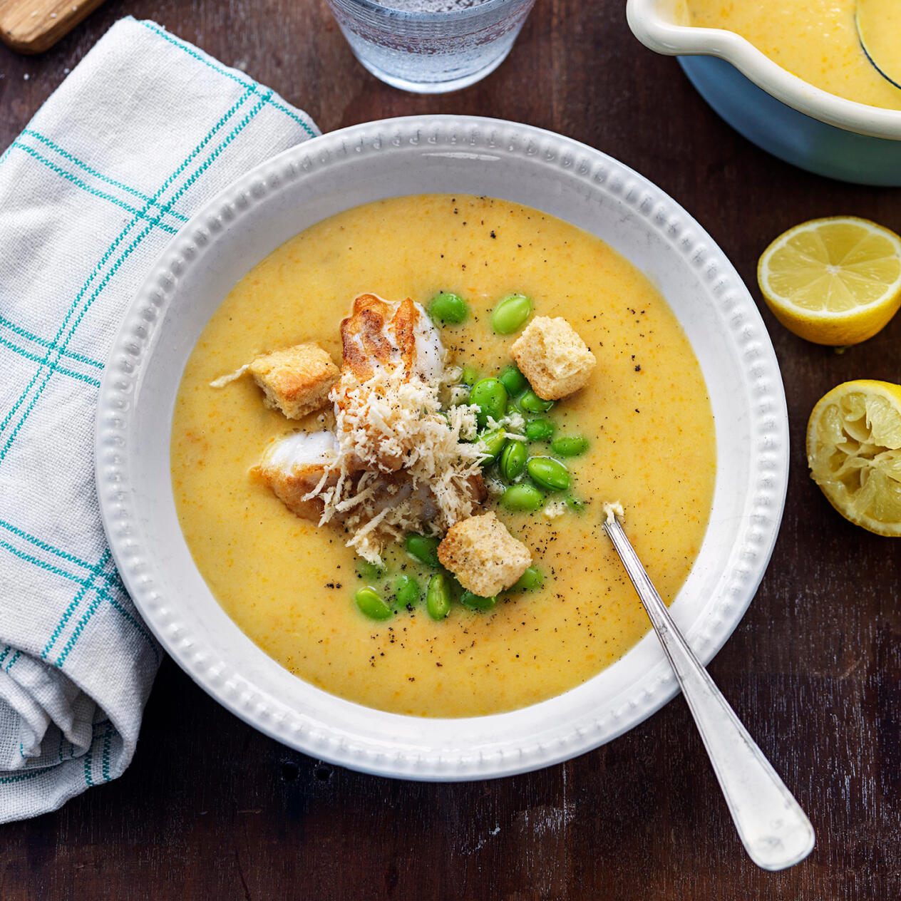 Krämig fisksoppa med pepparrot