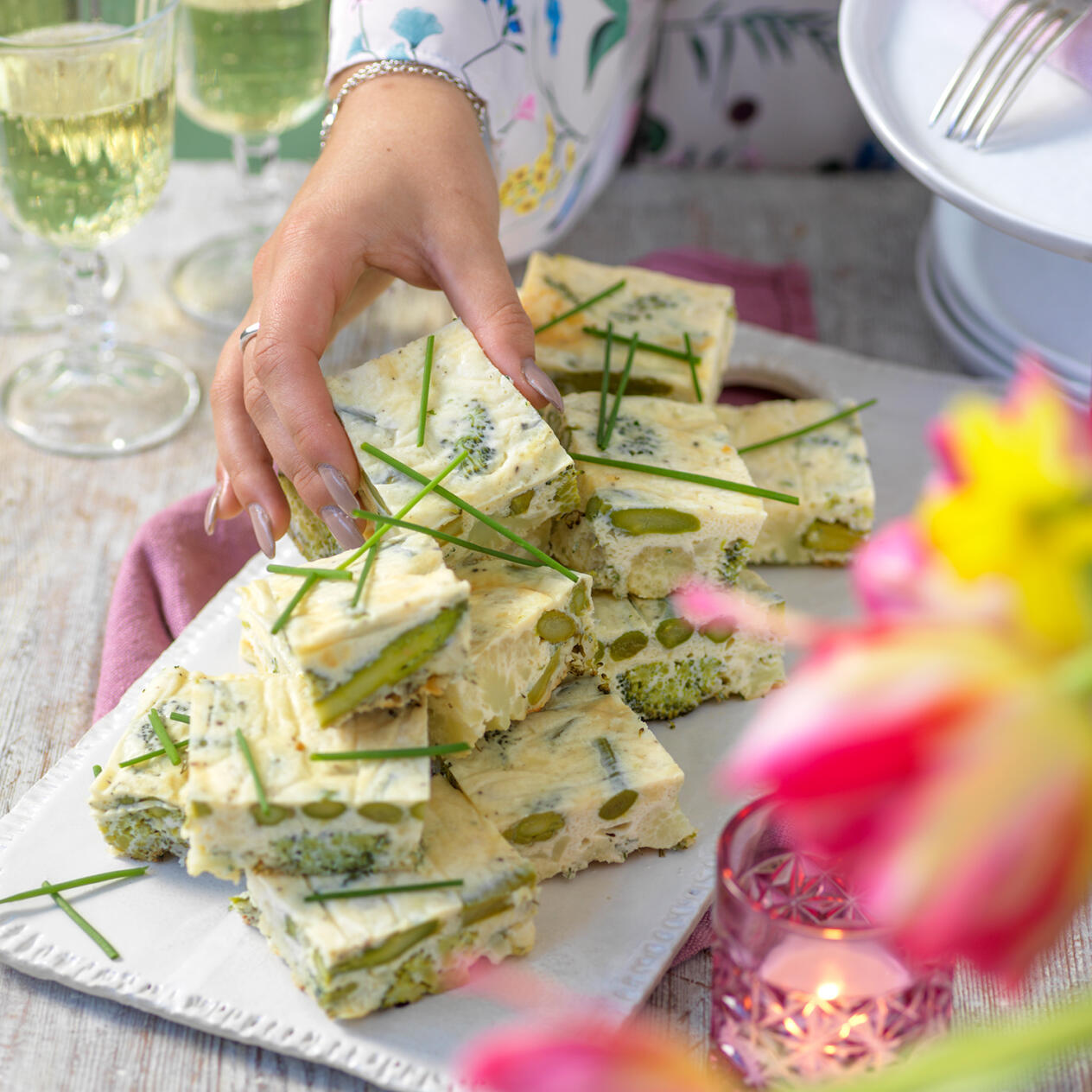 Påskfrittata med primörer och lax