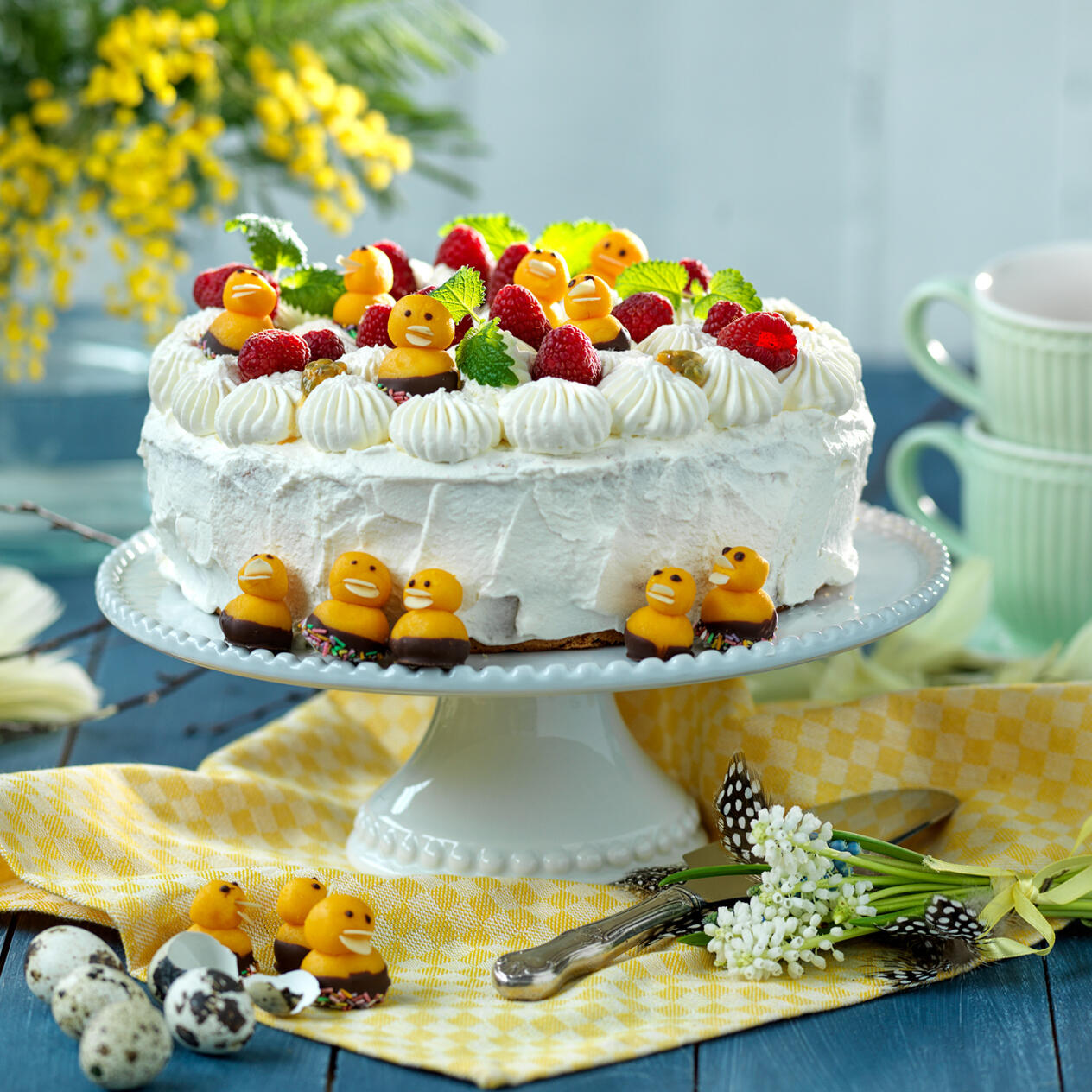 Påsktårta med mandelmassa och lemoncurd