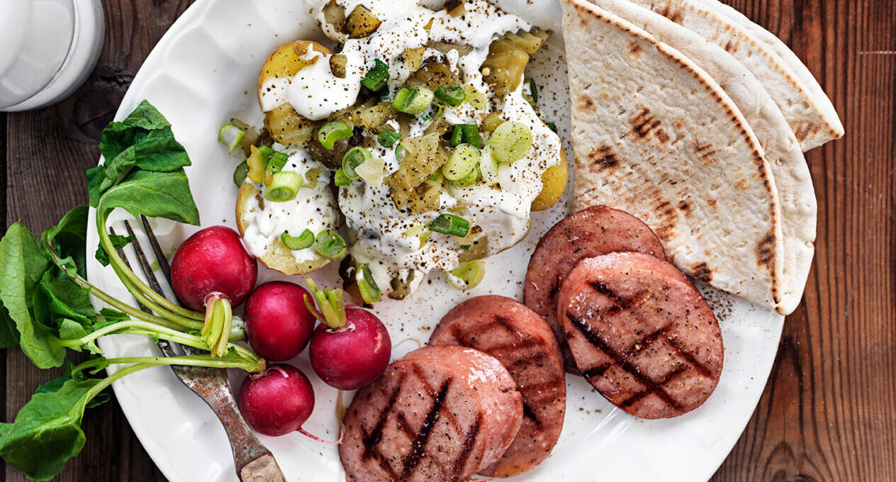 Potatissallad med falukorv