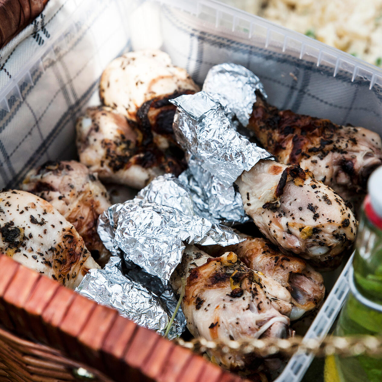 Kycklingklubbor med mynta, vitlök och citron