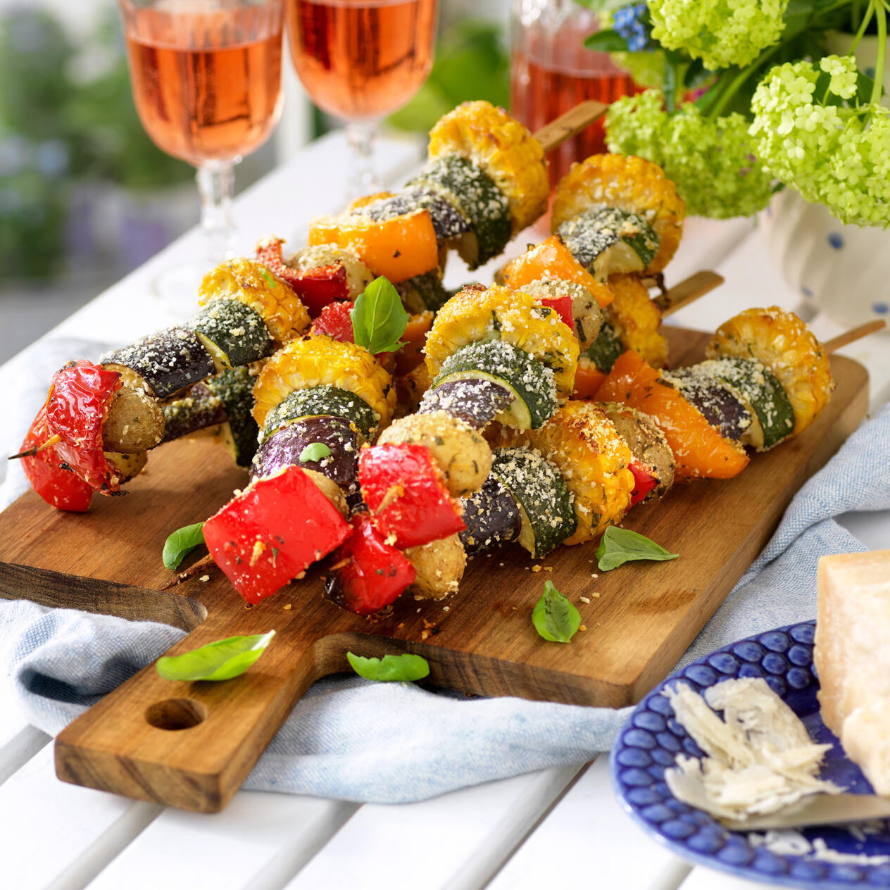 Vegetariska spett med pesto