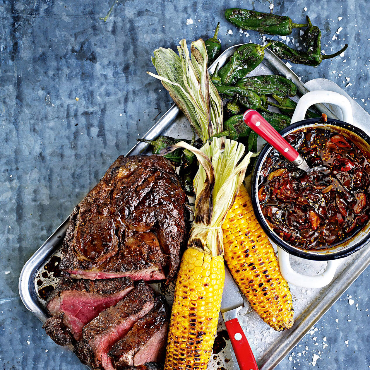 Helgrillad entrecôte med chilimarmelad