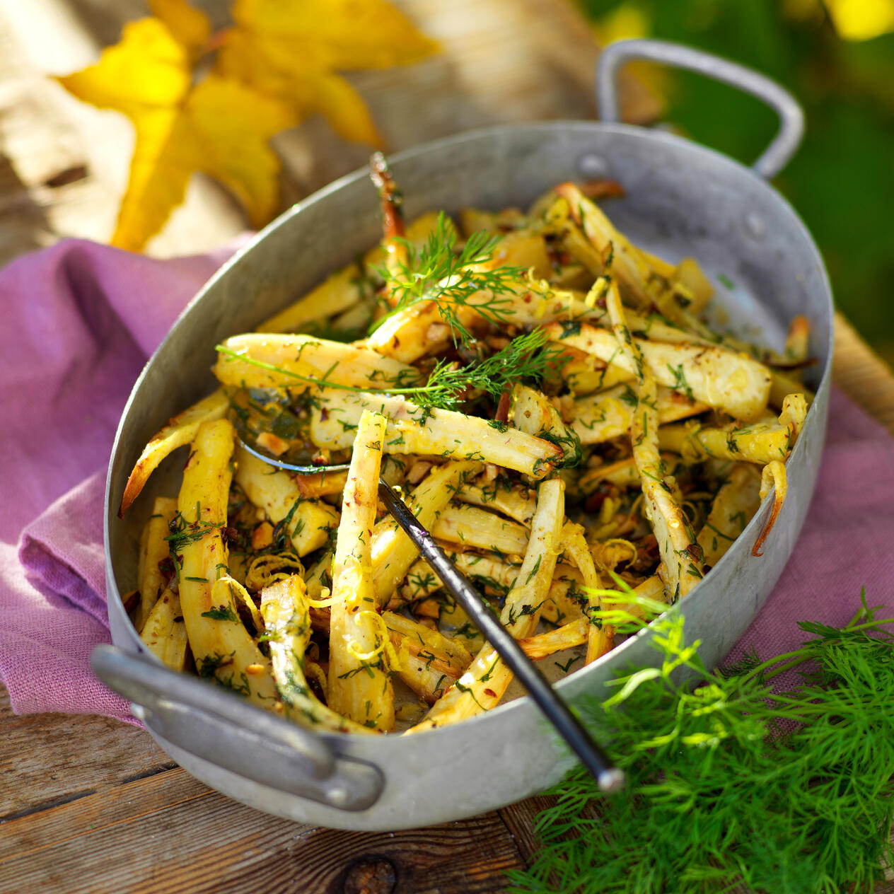 Dill- och örtbakade palsternackor