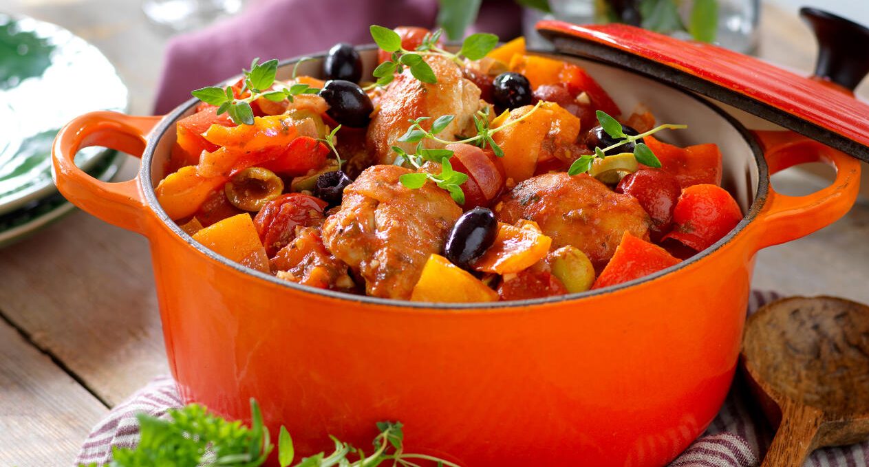 Kycklinggryta med smak av tomat och paprika