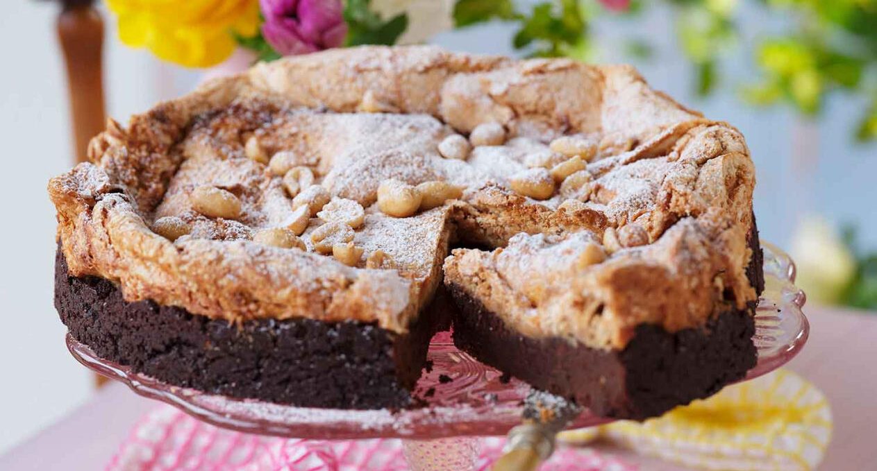 Kladdkaka med jordnötsmaräng