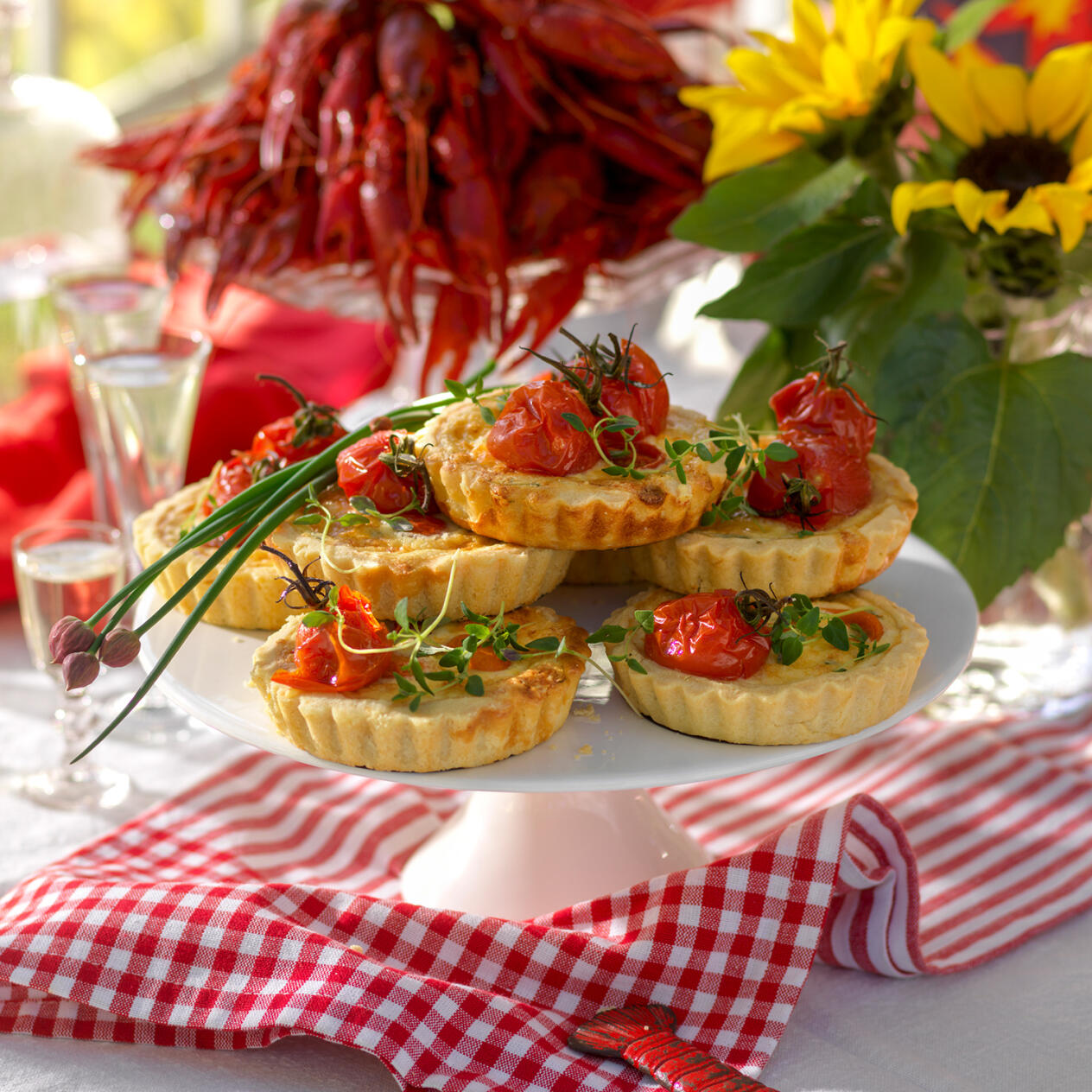 Västerbottenspajer med tomattopping