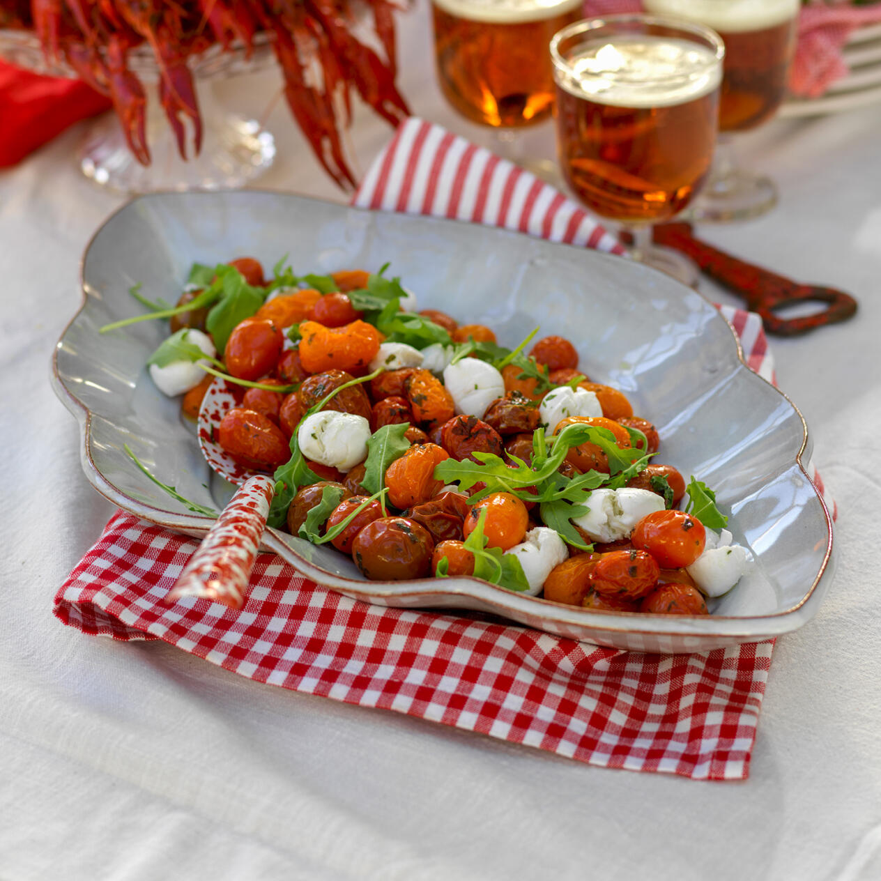 Tomat- och burratasallad