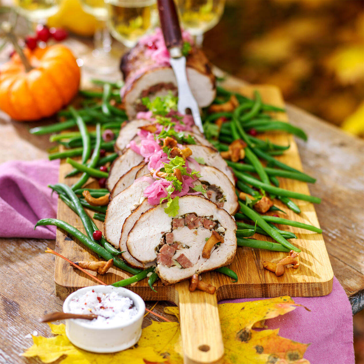 Porchetta med salami och örter