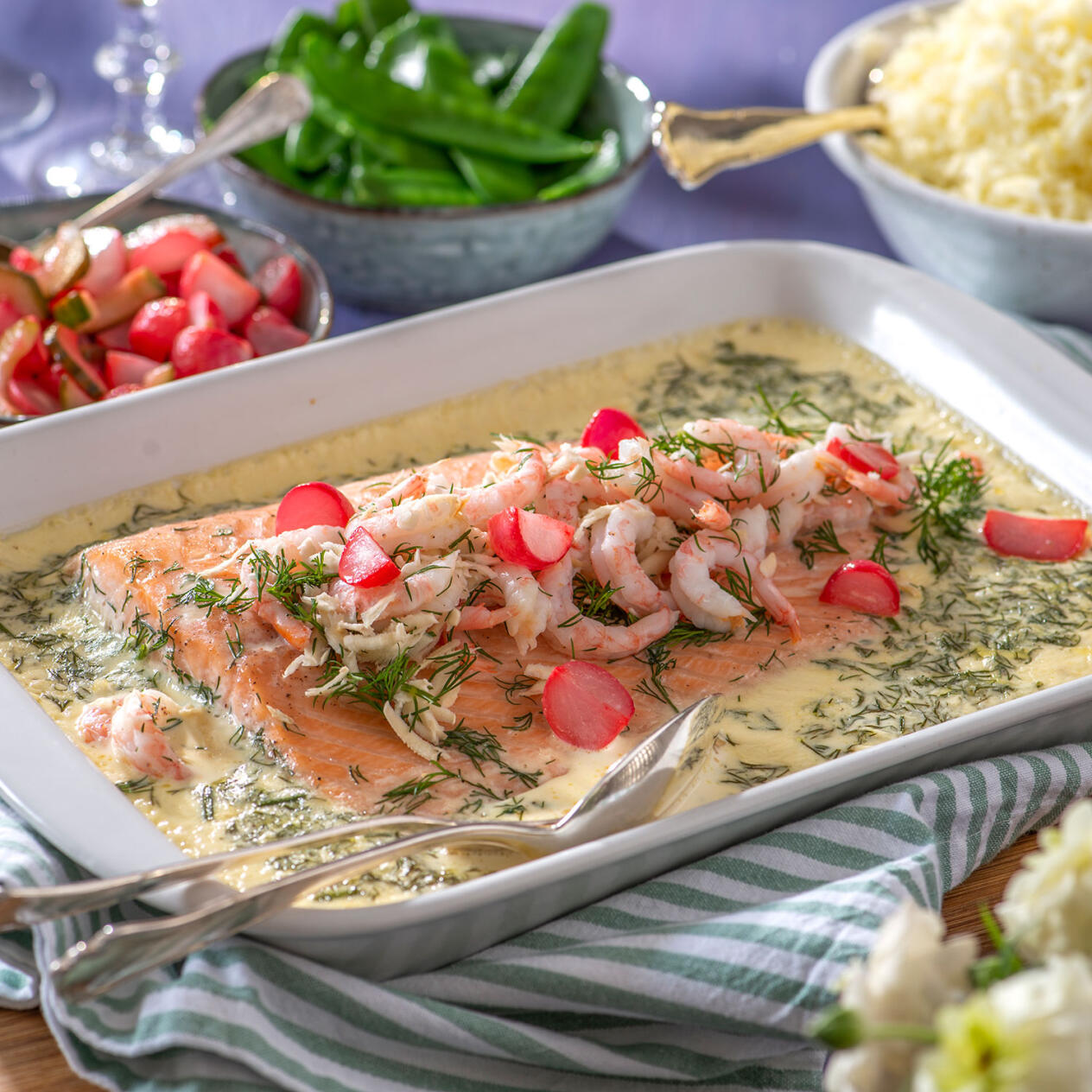 Lättrimmad lax med räkor