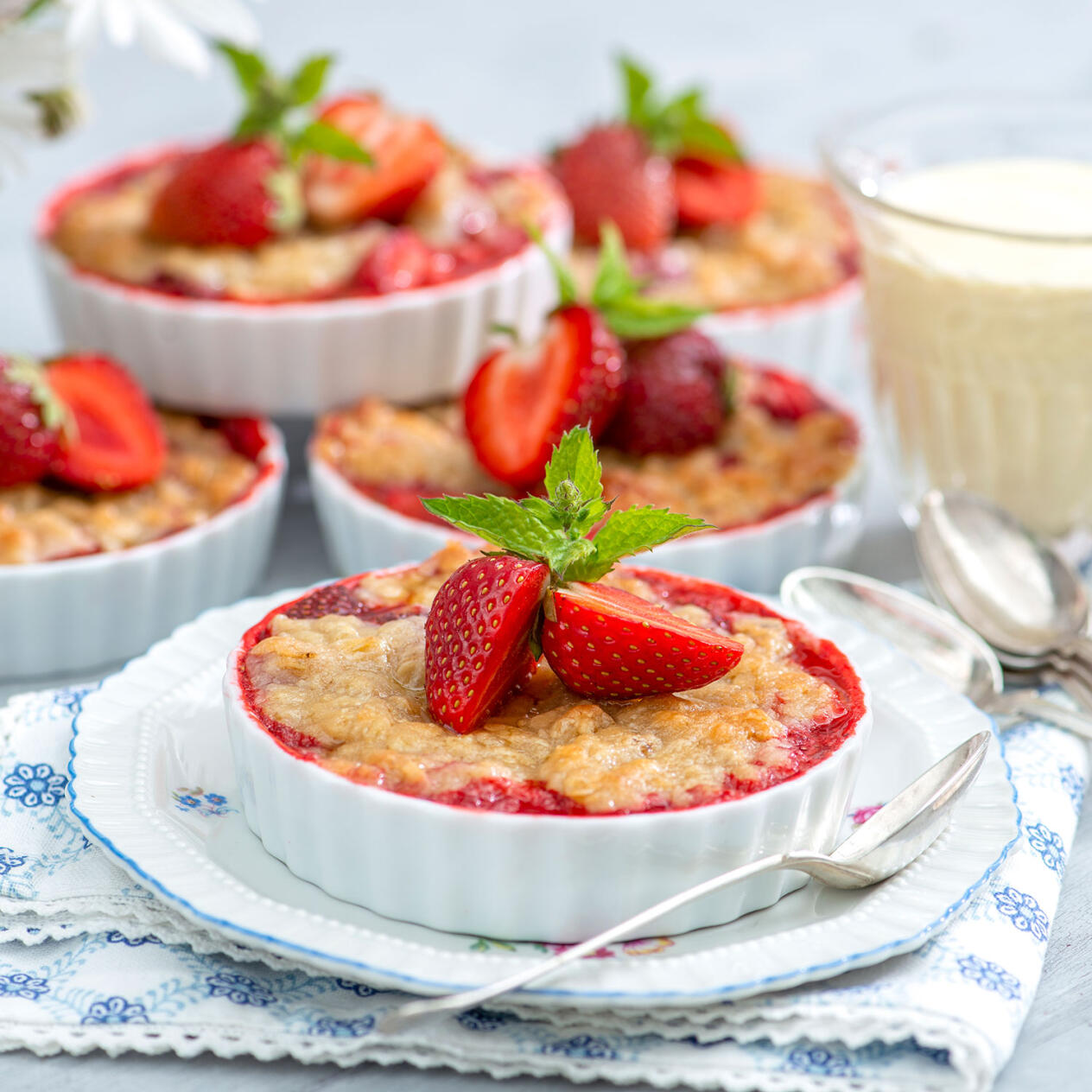 Minipajer med jordgubbar