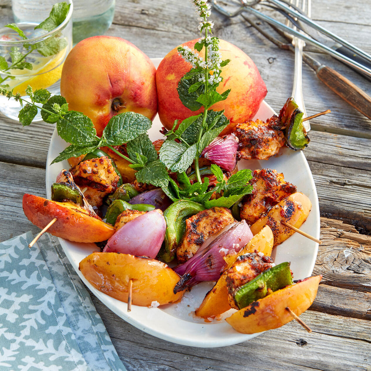 Halloumispett med nektariner