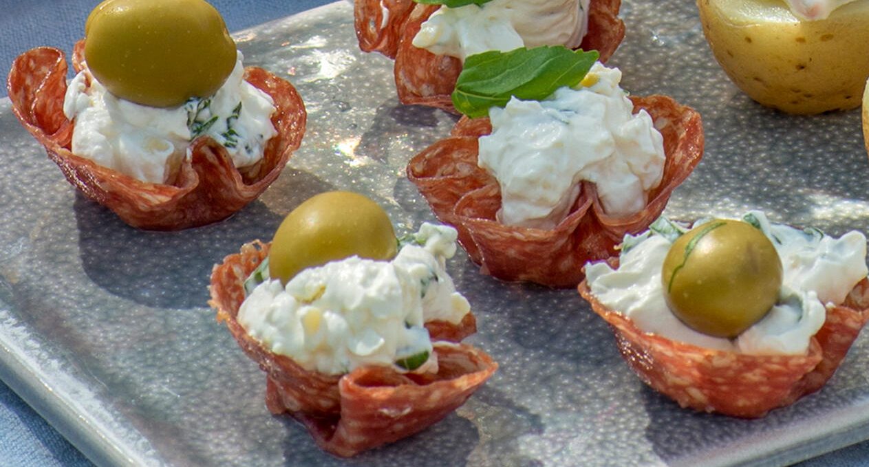 Salamikorgar med ostkräm