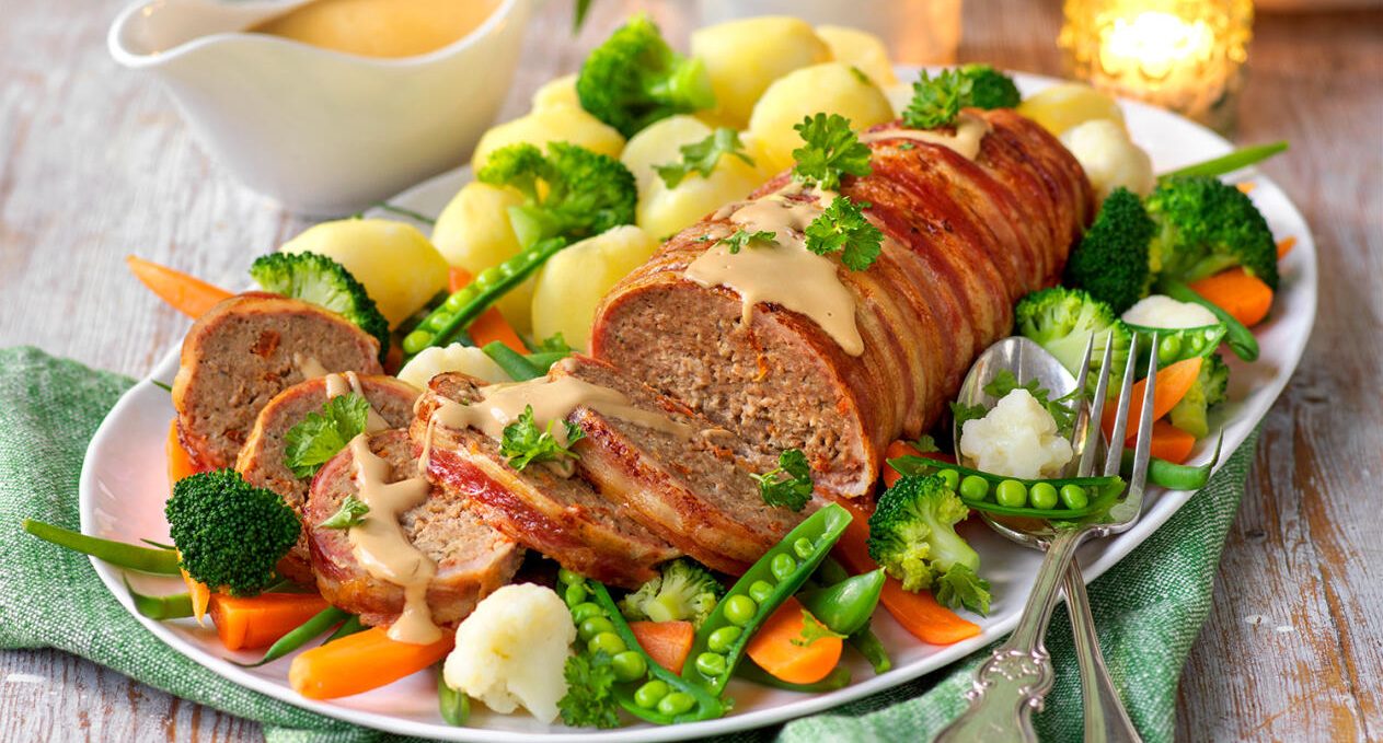 Baconlindad köttfärslimpa