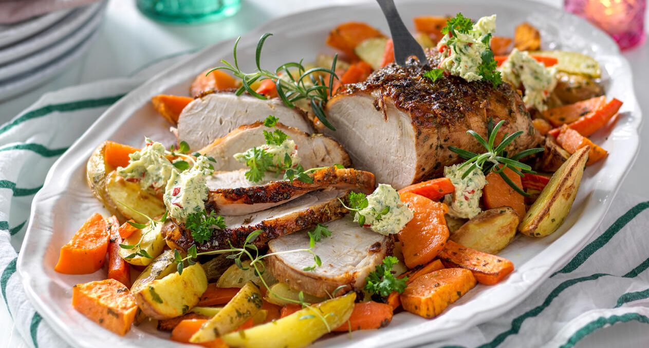 Helstekt kotlettrad med ört- och senapssås