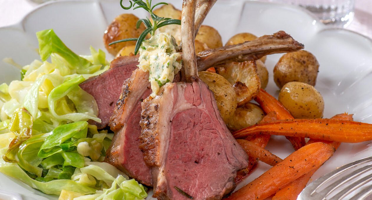 Marinerat lamm med vitlökssmör