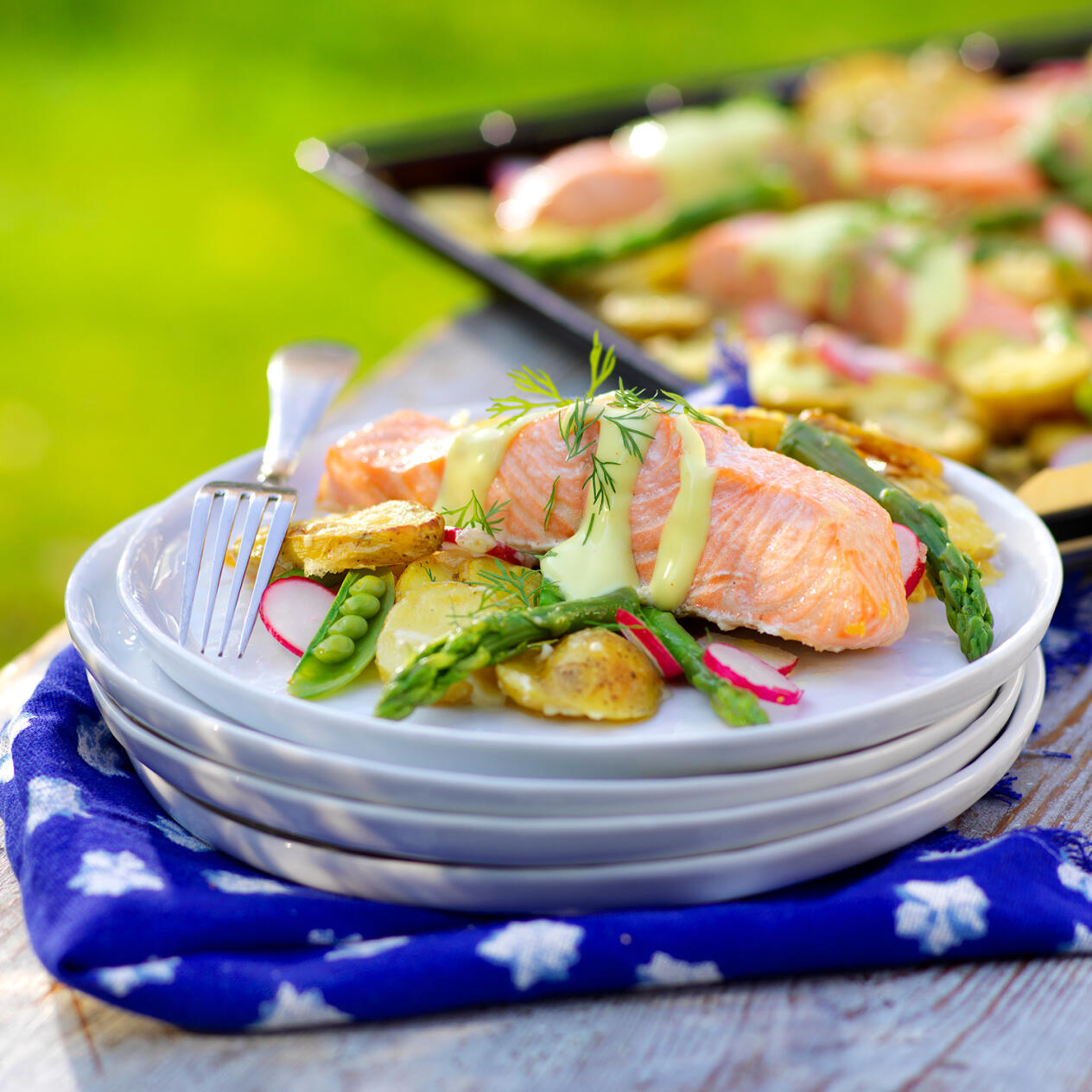 Sommarlax med dillhollandaise