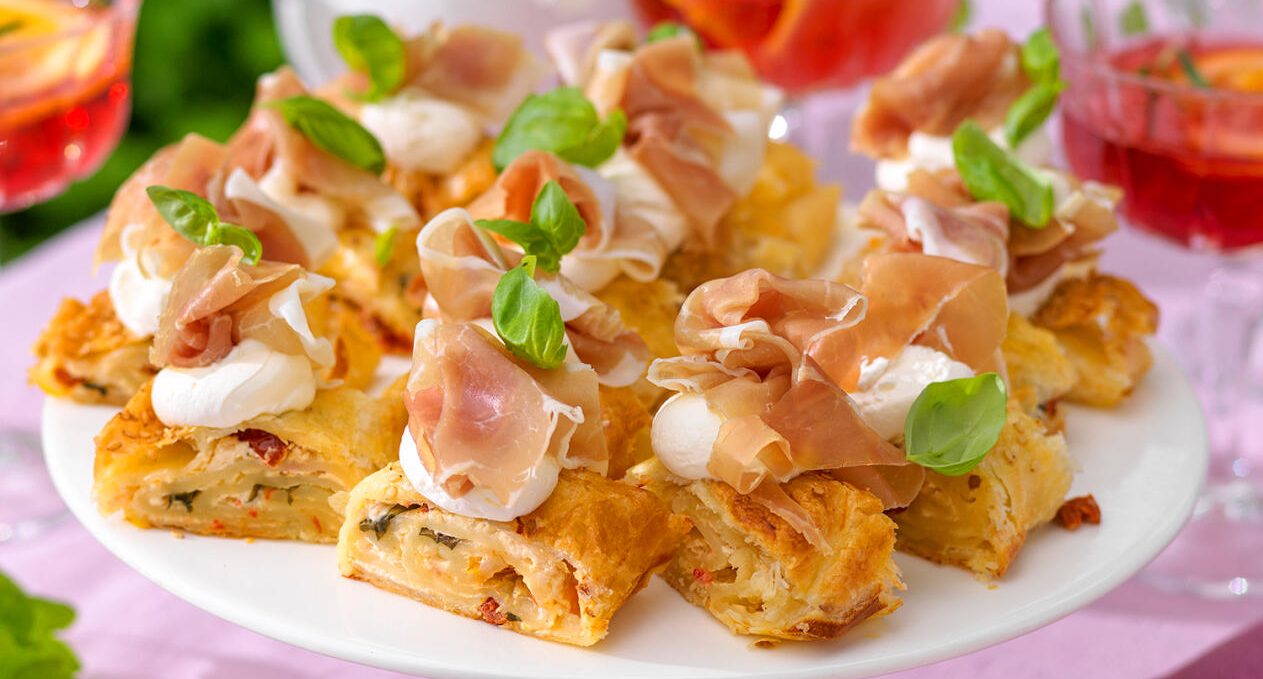 Smördegssnittar med parmaskinka