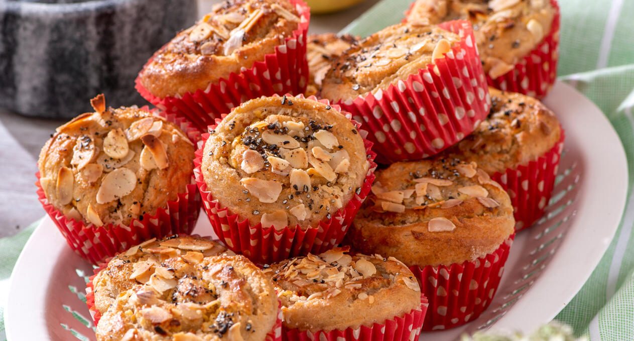 Glutenfria kardemummabullar med äpple