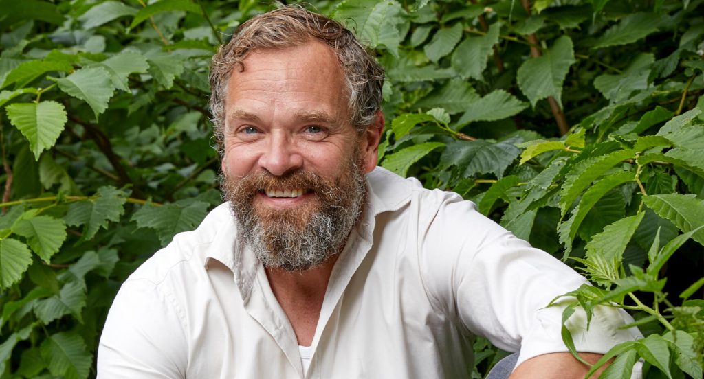 Nu är Per Lasson tillbaka som Jesse i Tunna blå linjen. Foto: Thomas Carlgren