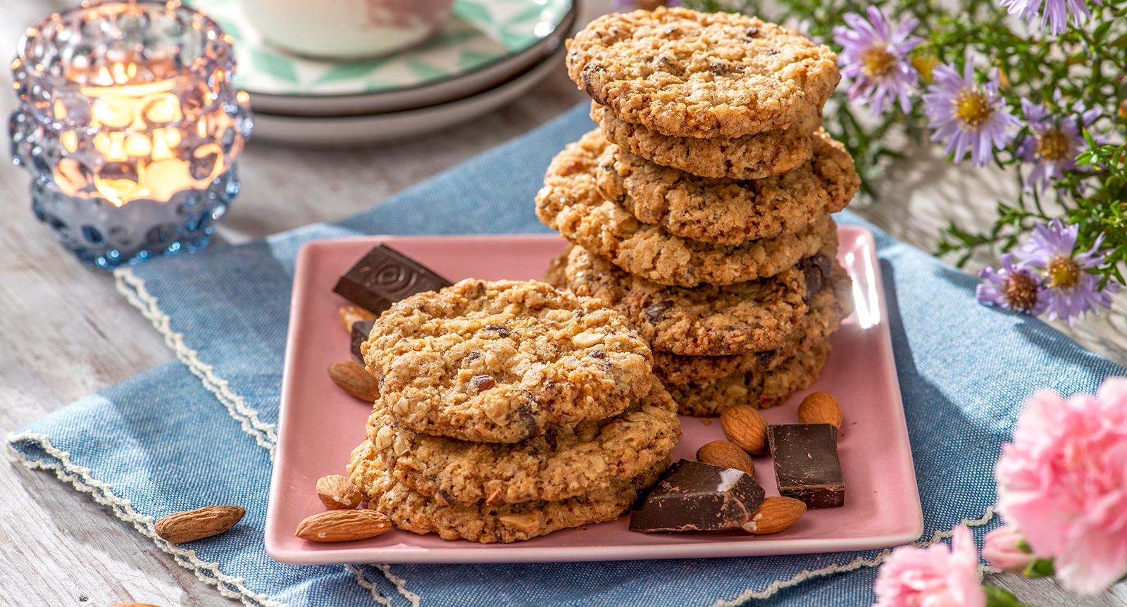 Glutenfria cookies med mandel och choklad