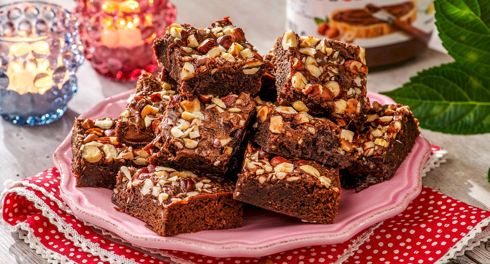 Nutellabrownies med hasselnötter