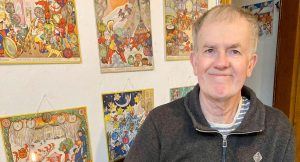 Einar samlar på gamla adventskalendrar: “Det första jag gör varje morgon är att öppna dagens lucka”