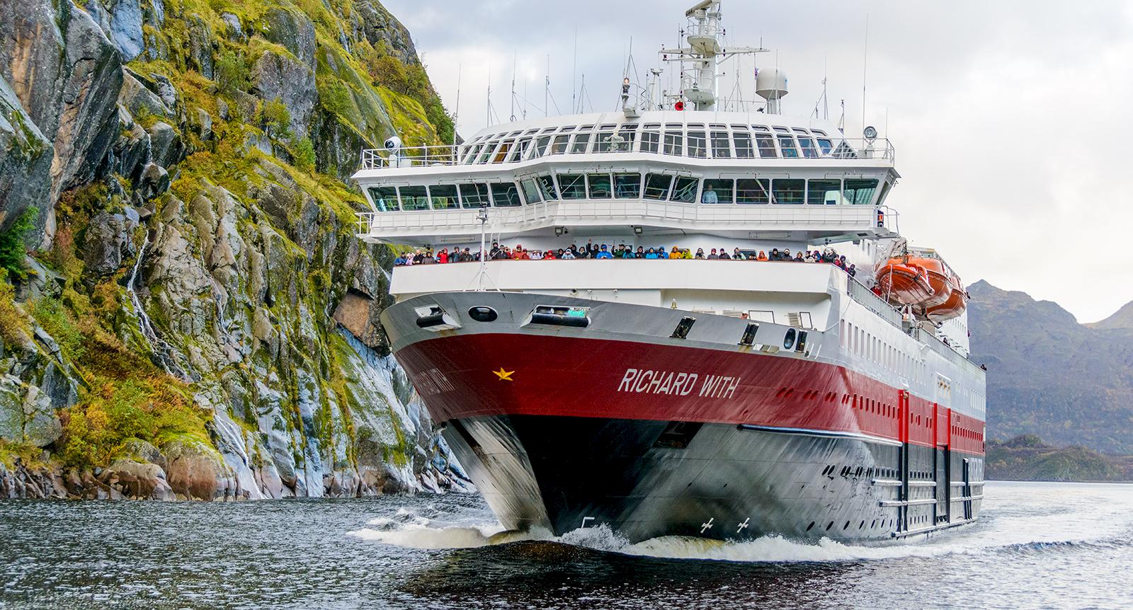 Avslutad resa: Res med oss på Hurtigruten – världens vackraste sjöresa!