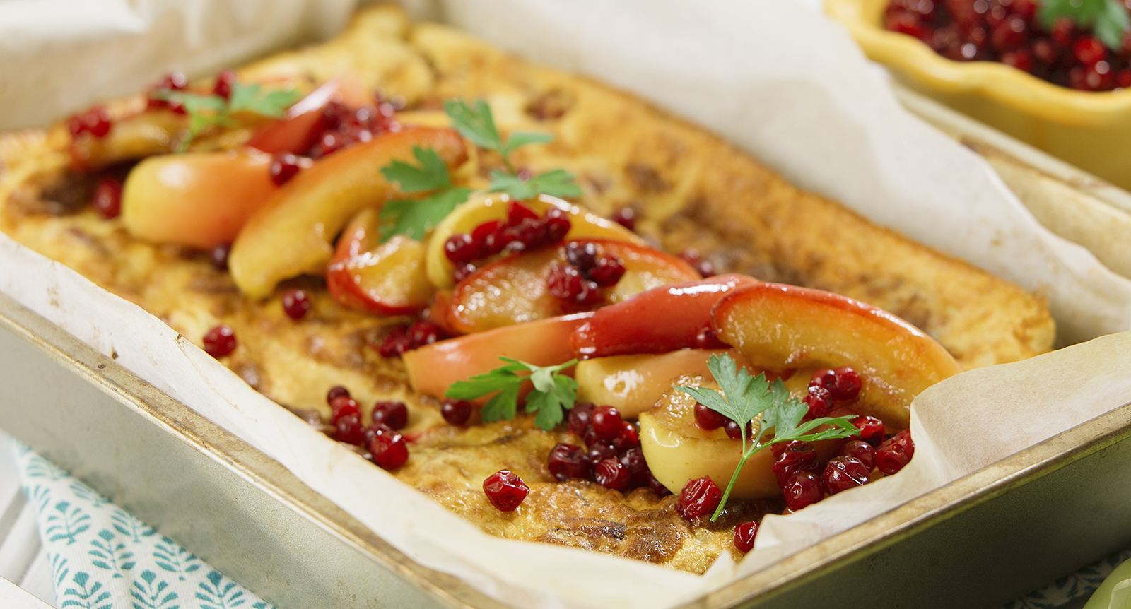 Fläskpannkaka med muscovadostekta äppelklyftor