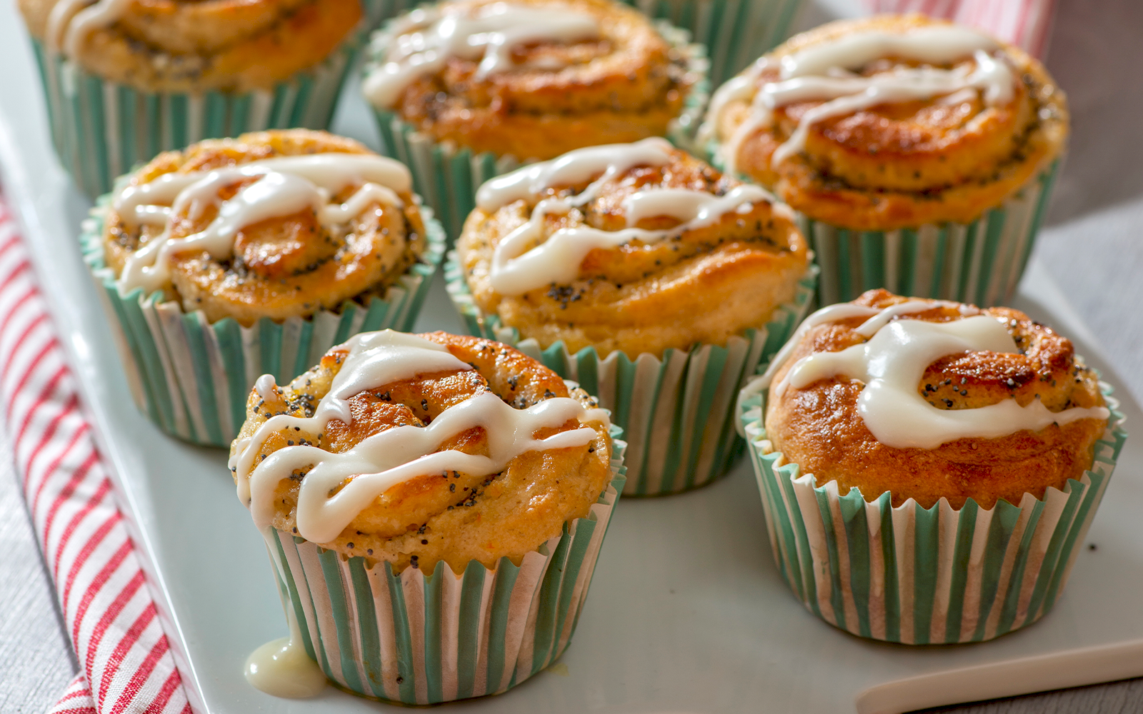 Glutenfria bullar med vallmofrö och apelsin