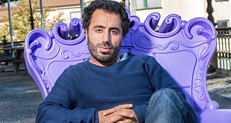 – Till skillnad från förr vet i dag människor att kurderna är ett frihetsälskande folk på 40 miljoner människor, säger Özz Nûjen. Foto: Erik Lundback