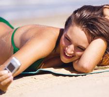 Att surfa från mobilen utomlands kan bli en dyr historia. Att få e-posten automatiskt uppdaterad till mobilen är inte heller någon bra idé.FOTO DOUBLE_P/ISTOCKPHOTO.COM