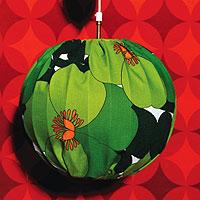 Klotformad grän lampa.Foto: Helena Karlsson