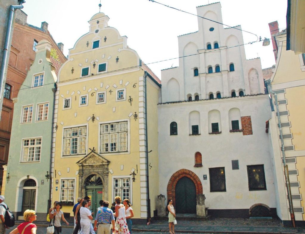 Riga är ett hett budgettips! Med färja från Stockholm kan man åka till dit för under 100-lappen!