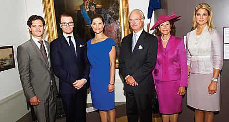 Klimatet mot kungen, drottningen, prinsarna och prinsessorna har blivit mer "internationellt". Foto: Jonas Ekströmer/Scanpix.