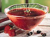 Jordgubbs- och rabarbersoppa