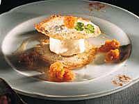 Vaniljparfait med hjortronsylt