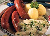 Korv med gurka i senapssås