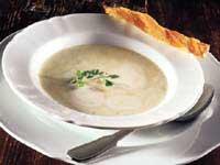 Sellerisoppa med Roquefortost