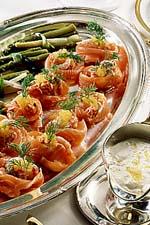 Rökt lax med tillbehör