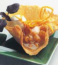 Hjortronsås till vaniljglass