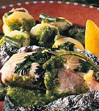 Folieångad lax med pesto