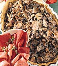 Paj med svampstuvning