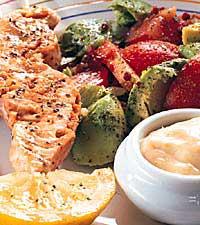 Fredagsspett med avokadosallad