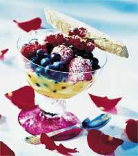 Saffranszabaglione med bär