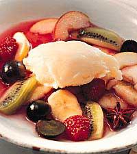 Fruktsallad i stjärnanislag