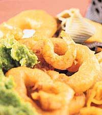 Räk- och bläckfiskpasta