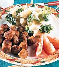 Grönt potatismos med köttbullar