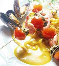 Pasta med skaldjursspett