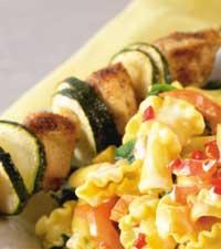 Kycklingspett med zucchini
